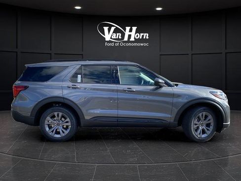 New 2026 Ford Explorer Active w/ Active Comfort Package AWD/4WD image 2