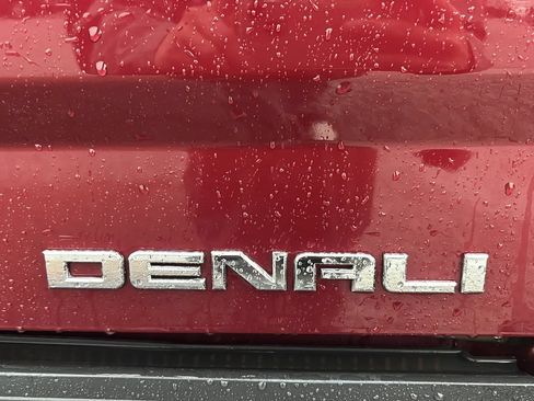 Used 2015 GMC Sierra 2500 Denali w/ Duramax Plus Package AWD/4WD image 5