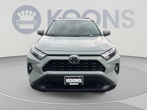 Used 2022 Toyota RAV4 XLE Premium AWD/4WD image 11