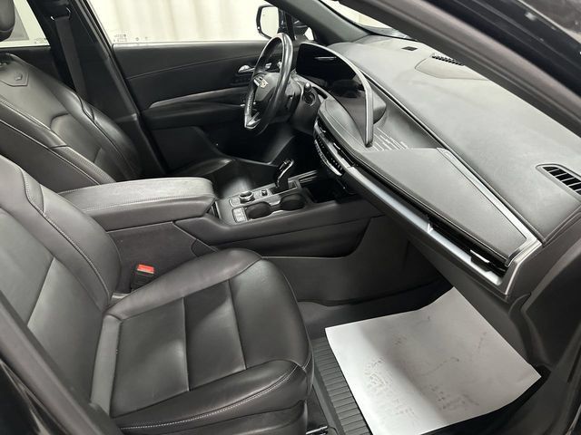Certified 2024 Cadillac XT4 Premium Luxury w/ Cold Weather Package AWD/4WD image 18