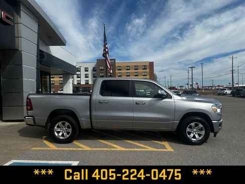 Used 2024 RAM 1500 Laramie AWD/4WD image 8