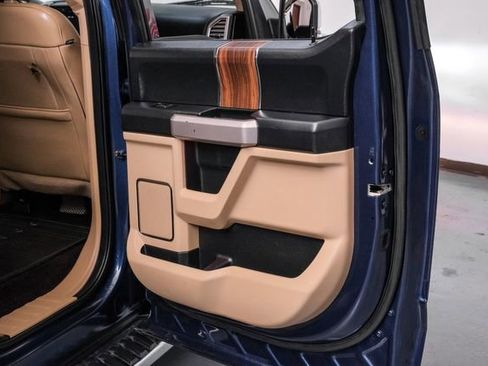 Used 2016 Ford F150 Lariat w/ Equipment Group 502A Luxury image 44