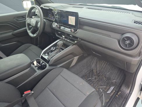 Used 2025 Chevrolet Colorado Trail Boss image 30