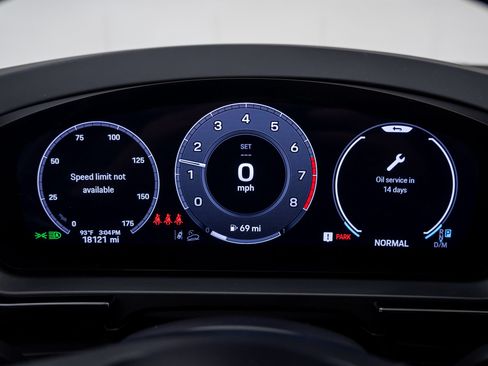 Certified 2025 Porsche Cayenne Coupe AWD/4WD image 21