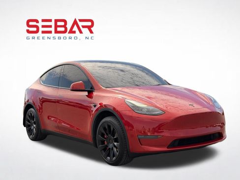 Used 2023 Tesla Model Y Long Range AWD/4WD image 5