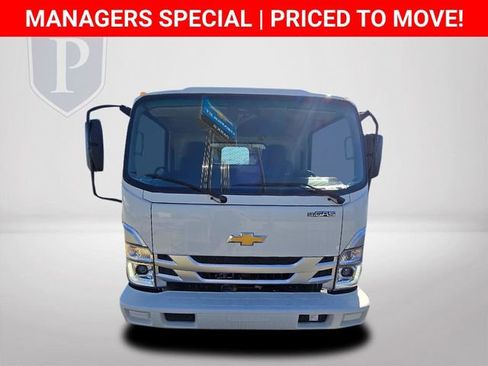 New 2025 Chevrolet Low Cab Forward image 13