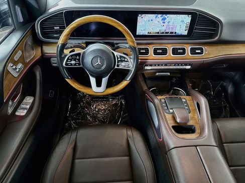 Used 2022 Mercedes-Benz GLE 350 w/ Premium Package image 16