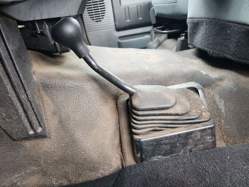 Used 2011 Ford F250 XL w/ PWR Equipment Group image 17