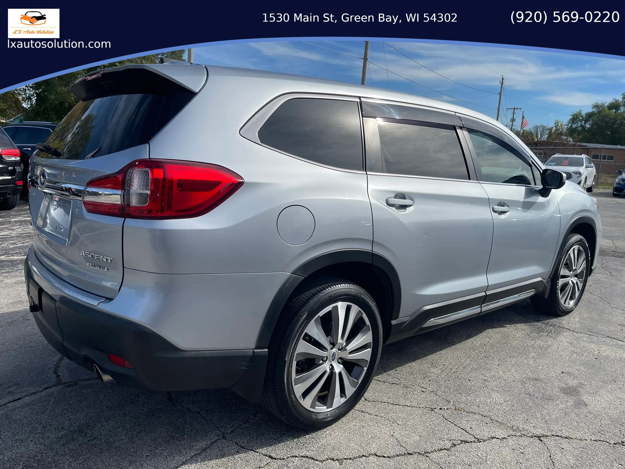 Used 2020 Subaru Ascent Limited w/ Technology Package AWD/4WD image 5
