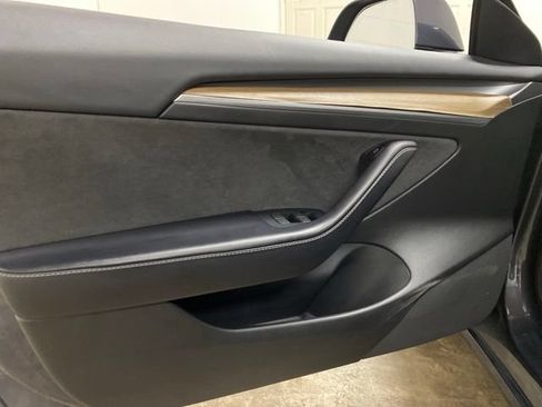 Used 2023 Tesla Model 3 Standard Range RWD image 16