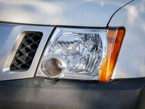 Used 2015 Nissan Xterra PRO-4X image 6