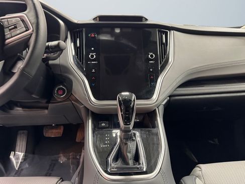 Certified 2025 Subaru Outback Limited image 8