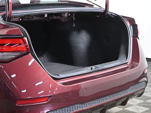 Used 2020 Nissan Sentra SV image 29