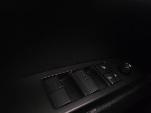 Used 2023 Toyota Camry SE image 27