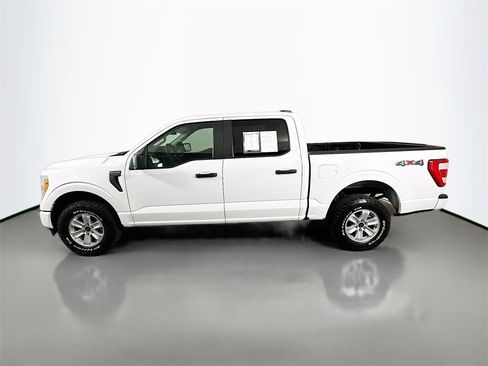 Used 2021 Ford F150 XL w/ Trailer Tow Package image 4