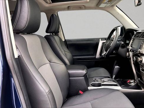 Certified 2021 Toyota 4Runner SR5 Premium w/ Moonroof Package AWD/4WD image 29