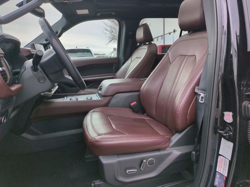 Used 2024 Ford Expedition Max Limited image 18