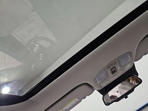 Used 2022 Hyundai Kona SEL w/ Convenience Package image 21