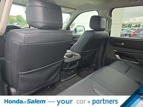 Used 2024 Toyota Tundra Limited AWD/4WD image 12