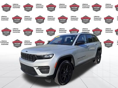 Used 2024 Jeep Grand Cherokee Altitude
