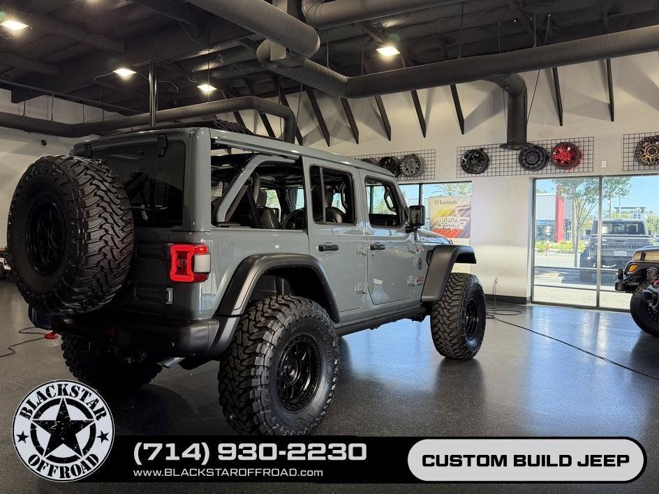 Used 2024 Jeep Wrangler Unlimited Rubicon w/ Capability Package AWD/4WD image 39