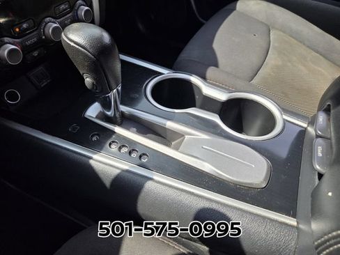 Used 2020 Nissan Pathfinder SV FWD image 27