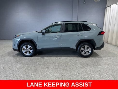 Certified 2022 Toyota RAV4 XLE w/ Convenience Package AWD/4WD image 8