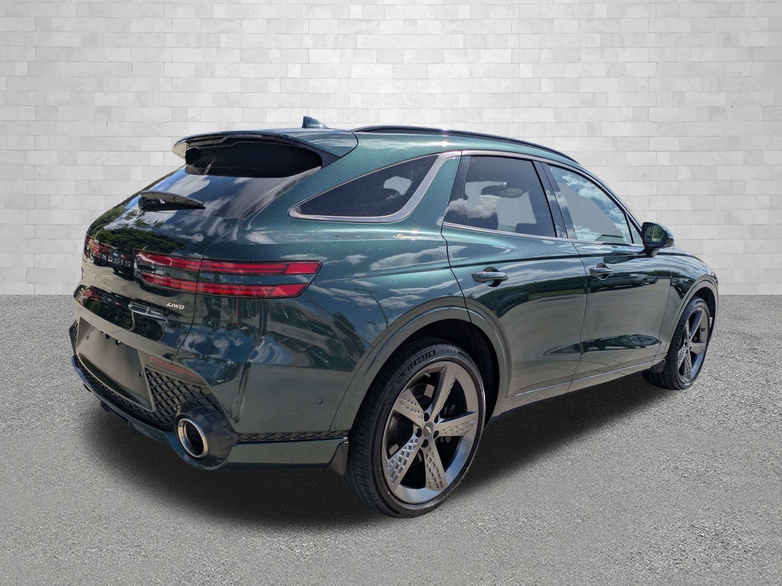 Certified 2023 Genesis GV70 2.5T w/ Sport Prestige Package AWD/4WD image 2