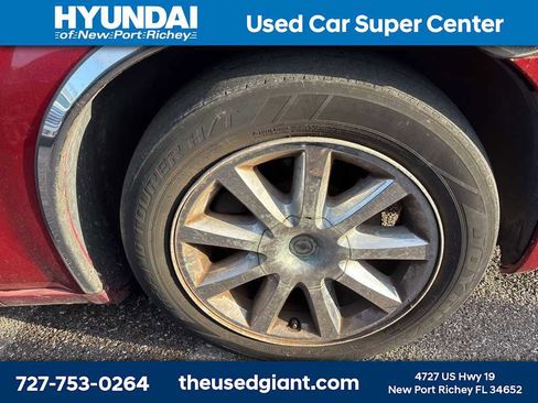 Used 2007 Chrysler 300 Touring L image 6