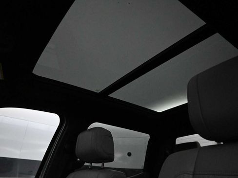 Used 2025 Toyota Tundra Limited w/ TRD Off-Road Package AWD/4WD image 20