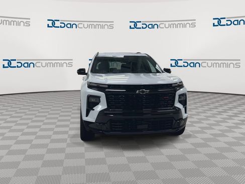 New 2026 Chevrolet Traverse RS w/ LPO, Floor Liner Package image 3