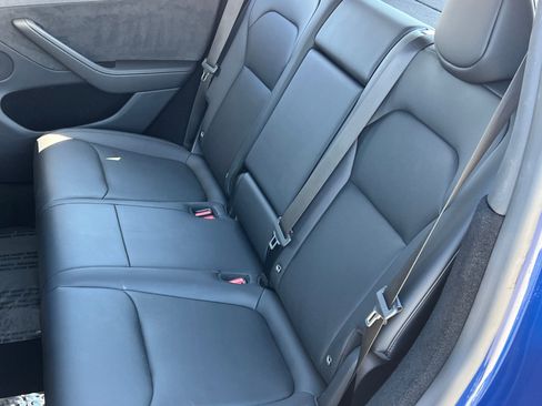 Used 2026 Tesla Model Y Long Range image 18