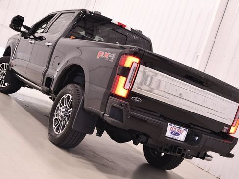 Used 2026 Ford F350 Platinum w/ Platinum Plus Package AWD/4WD image 45