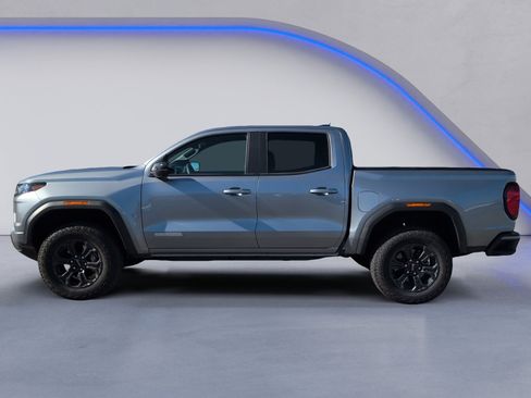 Used 2025 GMC Canyon Elevation w/ Convenience Package image 3