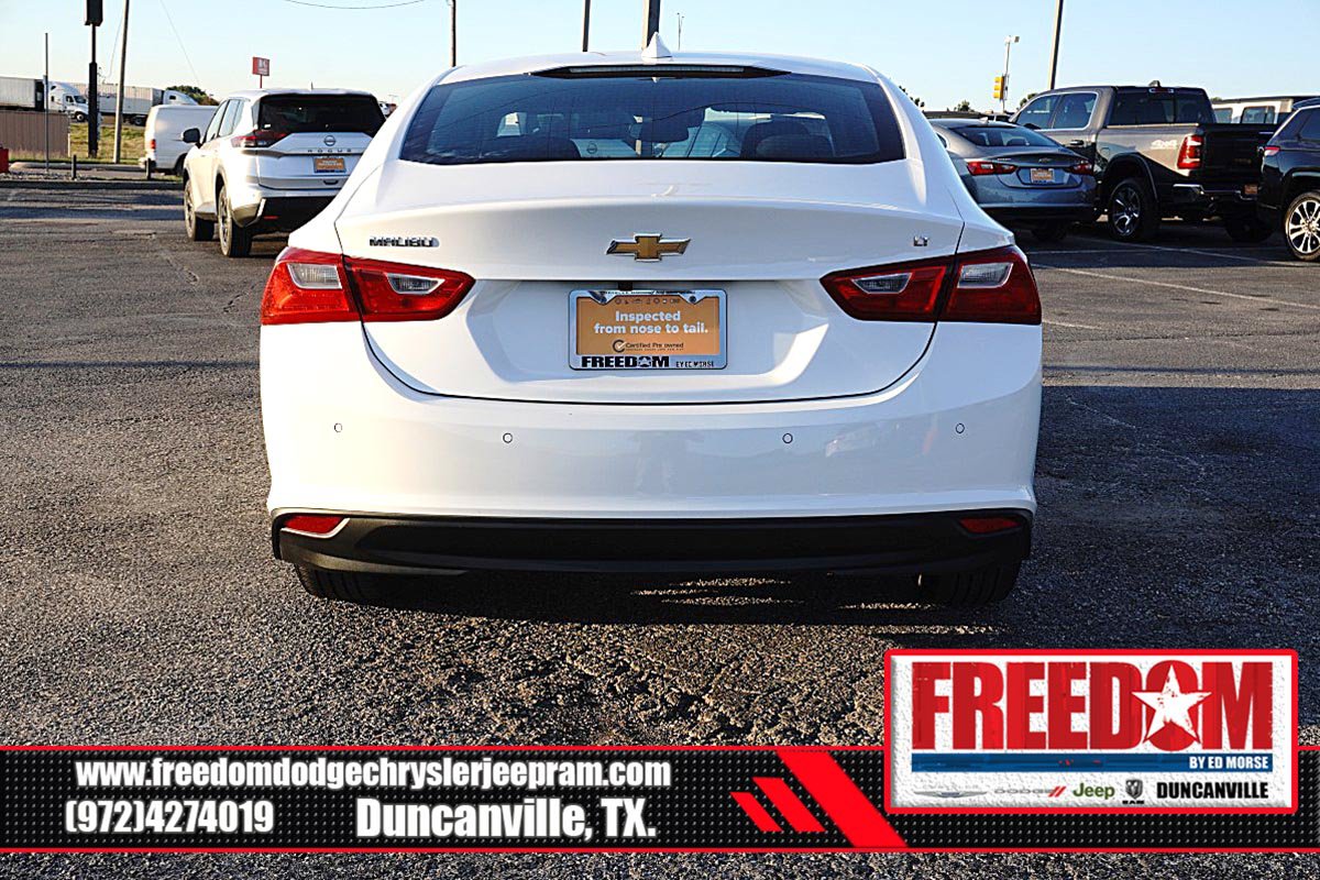 Used 2025 Chevrolet Malibu LT FWD image 4