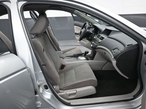 Used 2012 Honda Accord LX image 31
