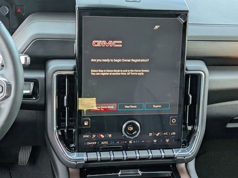 New 2026 GMC Yukon XL Denali w/ Denali Reserve Package RWD image 11