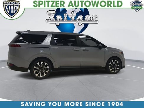 Certified 2024 Kia Carnival EX FWD image 10