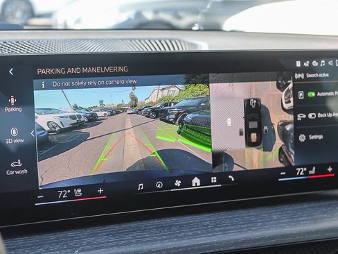 New 2026 BMW 330i Sedan w/ Convenience Package image 23