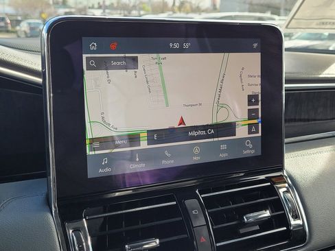 Used 2020 Lincoln Navigator Reserve image 25