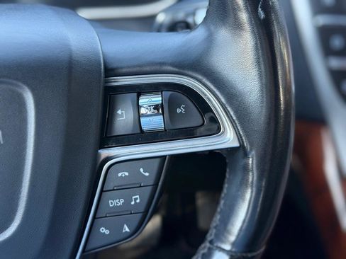 Used 2019 Lincoln Nautilus Select AWD/4WD image 13