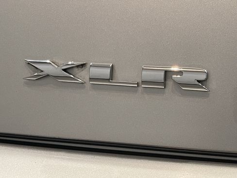 Used 2006 Cadillac XLR RWD image 19