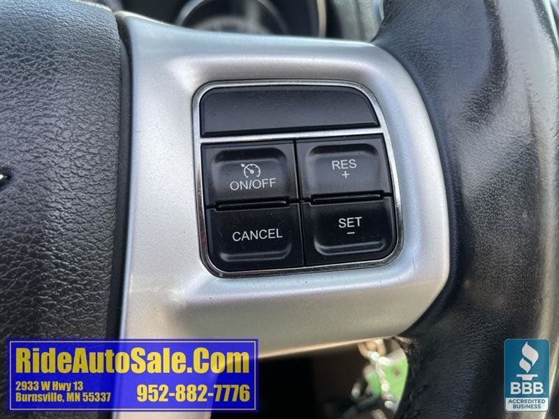 Used 2013 Chrysler 200 Touring FWD image 37