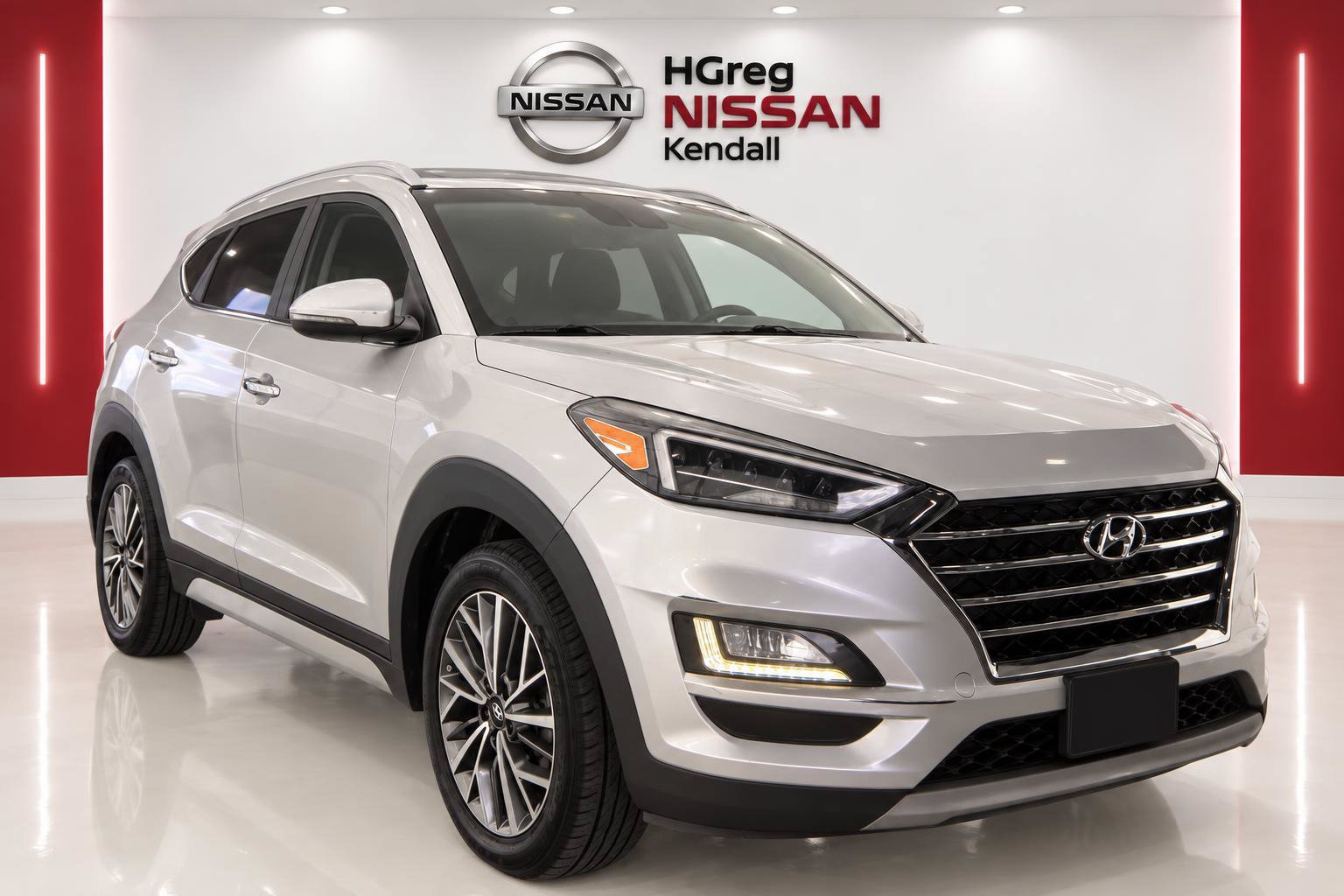 Used 2021 Hyundai Tucson Limited AWD/4WD image 3