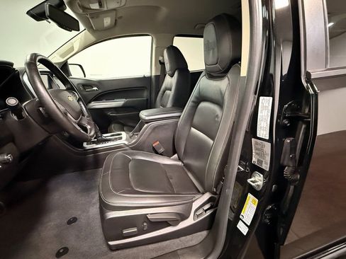 Used 2021 Chevrolet Colorado ZR2 w/ Colorado ZR2 Bison Edition image 12