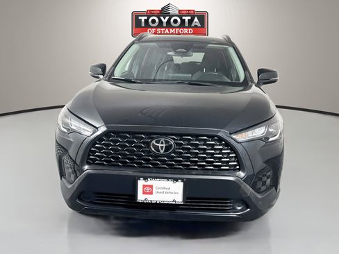 Certified 2023 Toyota Corolla Cross LE AWD/4WD image 2