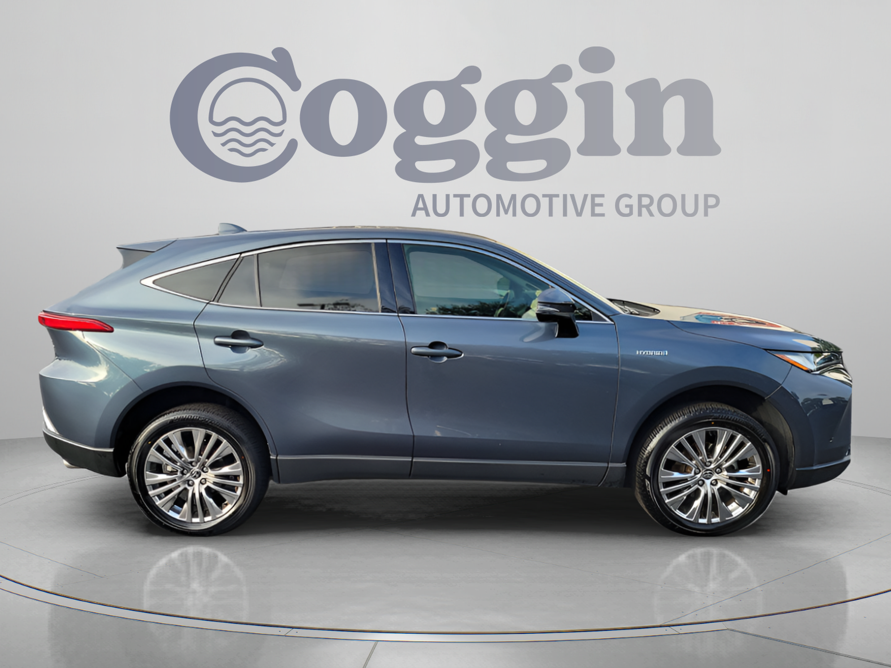Used 2021 Toyota Venza Limited w/ Advanced Technology Package AWD/4WD image 5