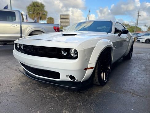 Used 2020 Dodge Challenger R/T Scat Pack RWD image 6