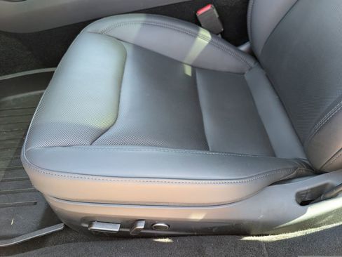 Used 2025 Tesla Model 3 Long Range RWD image 15
