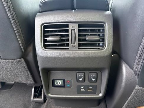 Used 2023 Nissan Rogue Platinum w/ Platinum Premium Package AWD/4WD image 21